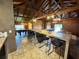 Rionovo Ranch, high standard, sports courts, lagoon - 4