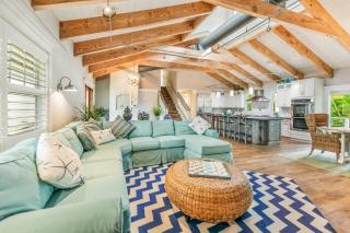 Buddy Beach House - 3