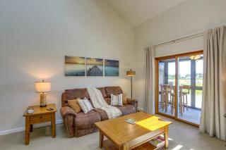 Lake View, Dock & Pool: Green Cove Resort Condo - 7