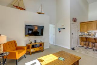 Lake View, Dock & Pool: Green Cove Resort Condo - 5