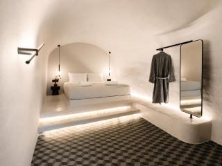 Noir Cave Villa - Private Jacuzzi & Sunset Terrace - 8