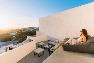 Noir Cave Villa - Private Jacuzzi & Sunset Terrace - 6