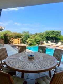 4-bedroom villa with pool and sea view - 4