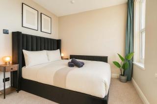 Central 2-Bed Apartment for 4 - Free Parking - 8