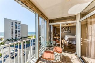 Ocean-view condo with pool sauna tennis courts & private beach access - 8