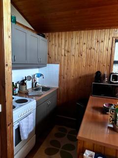 A cosy 2 bedroom cabin with an amazing view - 8
