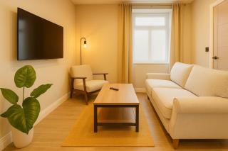 Modern Central 2 Bedroom Flat For 4 - Free Parking - Cardiff - 5