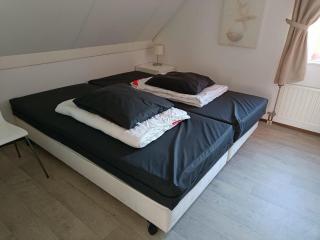 Pleasant holiday home with garden - 7