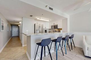 Relax Above the Shore - 11th-Floor Gulf-View Condo - 7