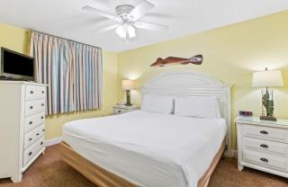 14th Floor Welcoming Condo On-site restaurant Multiple pools w splash pad - 6