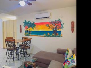 Jade Beach A13 Tropical Two Story Retreat - 8