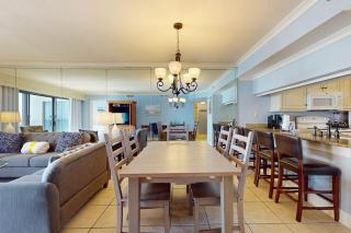 6th Floor Lovely Condo Great Amenities Gulf View Large Balcony - 1