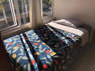 Hermoso departamento céntrico con cocina y parqueadero - 5