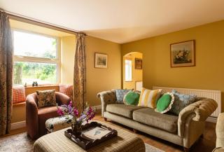 Riverside farm cottage on private wildlife estate 1-bedroom - 6