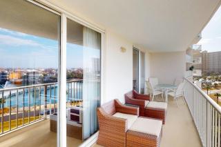 Lake-view 5th-floor resort condo with outdoor pool gym balcony & washer & dryer - 9