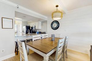 8th Floor Gulf Front Condo Fun Amenities Nearby Shopping & Dining - 6