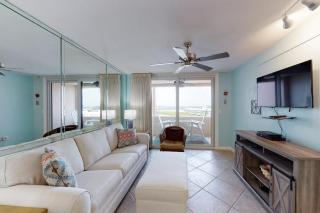 Fifth-floor Gulf view condo with a washer&dryer pool tennis & fitness room - 6