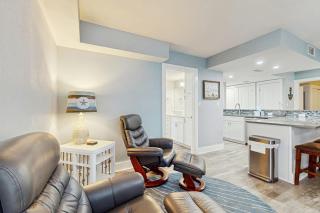 Second-Floor Ocean & Gulf Front Condo w Free WiFi 2 Balconies Shared Pool AC - 1