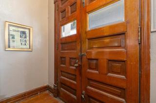 1895 Victorian Home on Historic Walnut Street - 7
