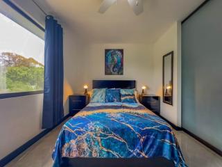 Marina Loft #307 Beautiful Renovated Studio 1 Bed - 3