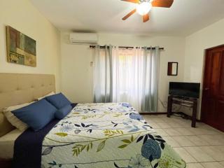 Marina Loft #106 Beautiful ground floor studio, - 3