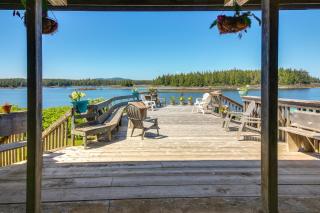 Ocean Front & Private Beach! Coffman Cove Lodge - 1