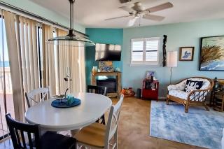Beachfront Condo gorgeous views beach access & close to everything - 0