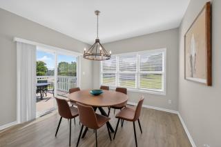 Cedar Lake 4BR Home for 8 with Lake Views home - 8