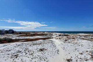 Beachfront Condo gorgeous views beach access & close to everything - 7