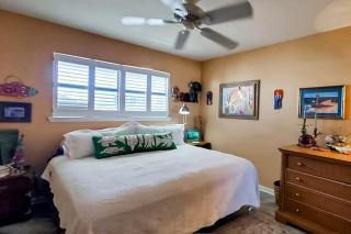 Beachfront Condo gorgeous views beach access & close to everything - 2