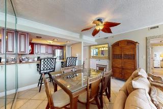 Ocean-view 2nd-floor condo with outdoor pool gym hot tub balcony WD AC - 5
