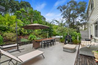 Spa and Surf Retreat - Langs Beach Holiday Home - 4