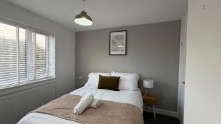 Shetland House- 4bedroom - 3 bathrooms -Contractors Stay - 9