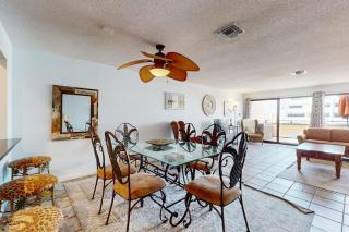 Updated Beachfront All-Suite Escape w Pool Tennis - Near Dining & Shopping - 3
