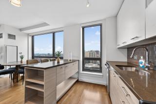 2 Bedroom Lux Apartment in Downtown Boston Tower - 1