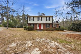 5BR Woodland Retreat on 7 Acres with a Pond - 2