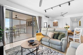 Zen Bayside - seaview - balcony - shared pool - 1