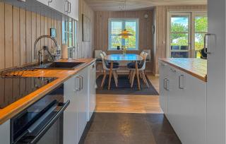 4 Bedroom Gorgeous Home In Juelsminde - 3
