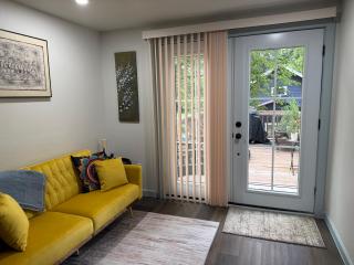 Casa Del Sol Guesthouse Family & Pet Friendly - 9