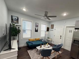 Modern & Spacious Apartment 15 Min to NYC Near MetLife & American Dream - 8