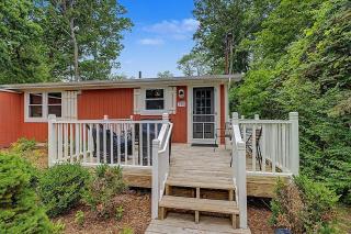 Maple Ridge Red Cottage HOT TUB - Saugatuck - 7