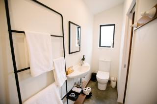 'Little Two' - Cosy Studio close to Airport - 5