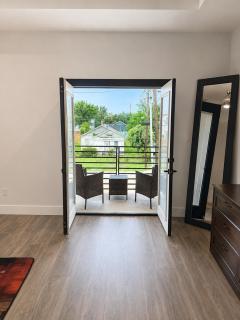 Modern 3BR Home King Suite 10 Min Downtown - 9