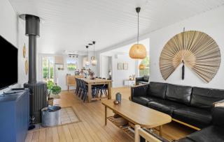 Cozy Home In Otterup With Sauna - 4