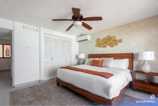 Incredible 2BD Beach Oceanfront in great location - 6