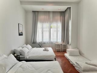 Cozy & Sleek New TheSuitesStraitsQuay - 2