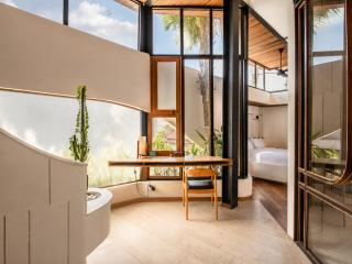 1BR Loft Art Deco shared pool, 700m to Echo Beach - 6