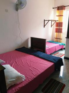 Sathsara Rooms - 1
