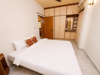 Spacious 3BHK apartment for families - 8