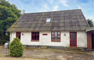 4 Bedroom Pet Friendly Home In Ansager - 0